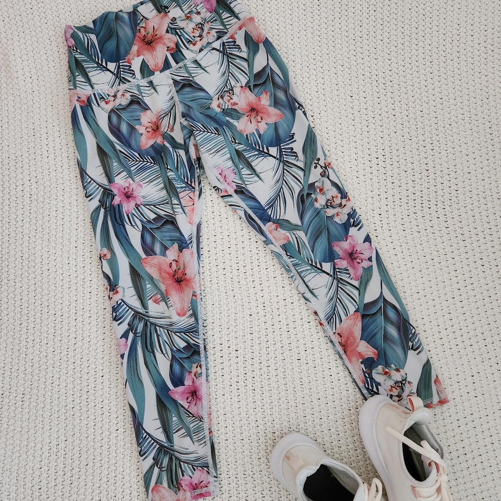 Athletic leggings